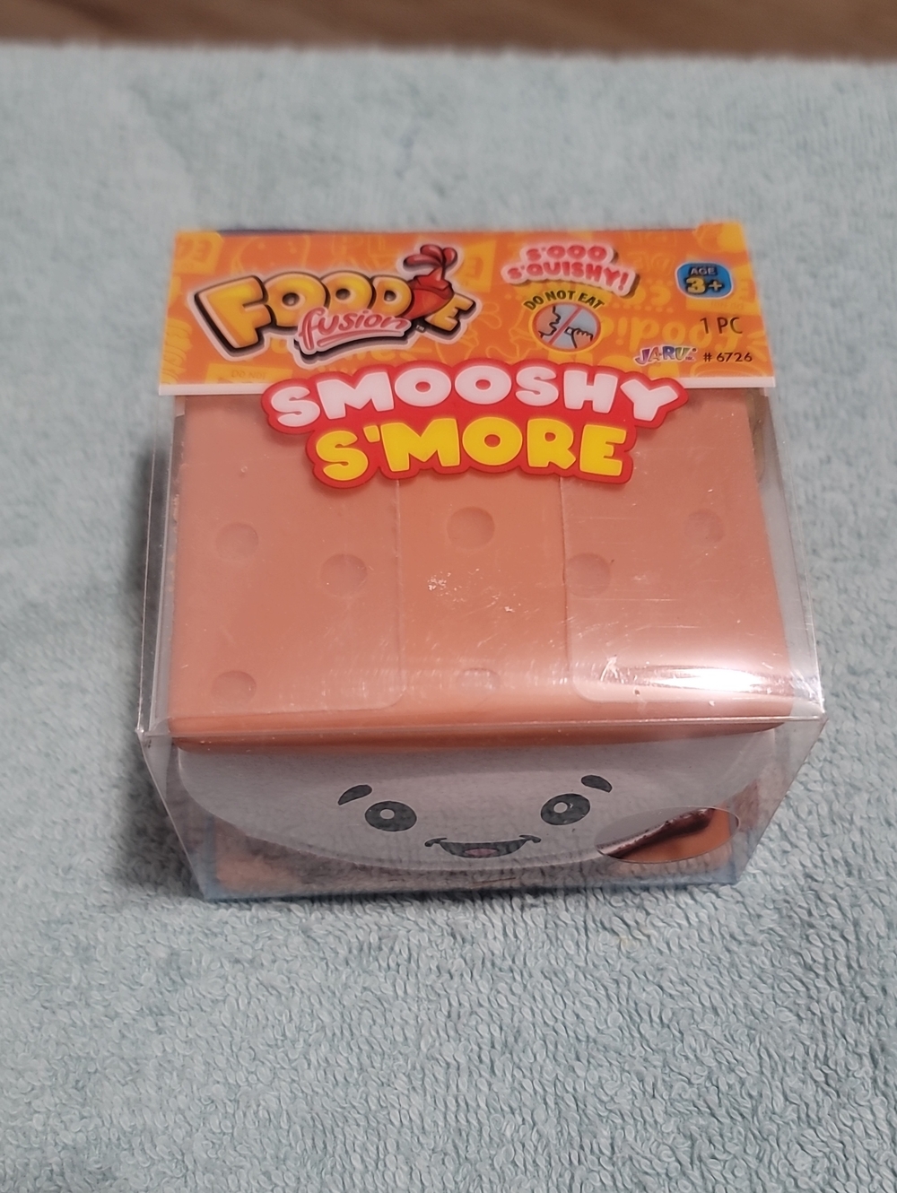 Smooshy S'more Squishy Toy